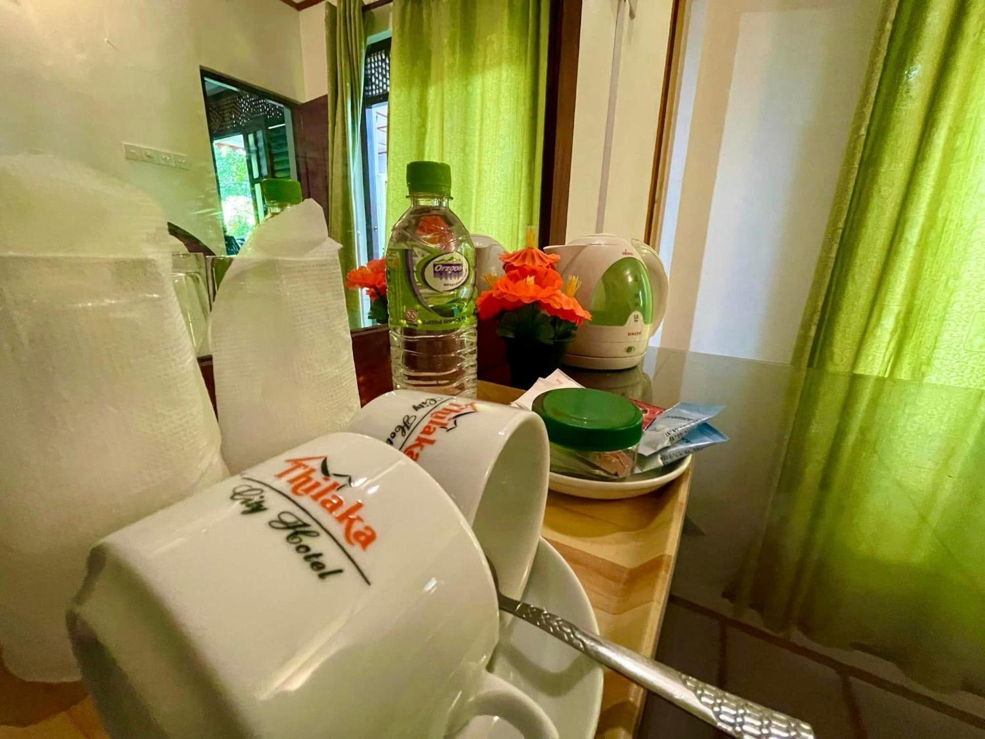 Thilaka City Hotel Anuradhapura Zewnętrze zdjęcie