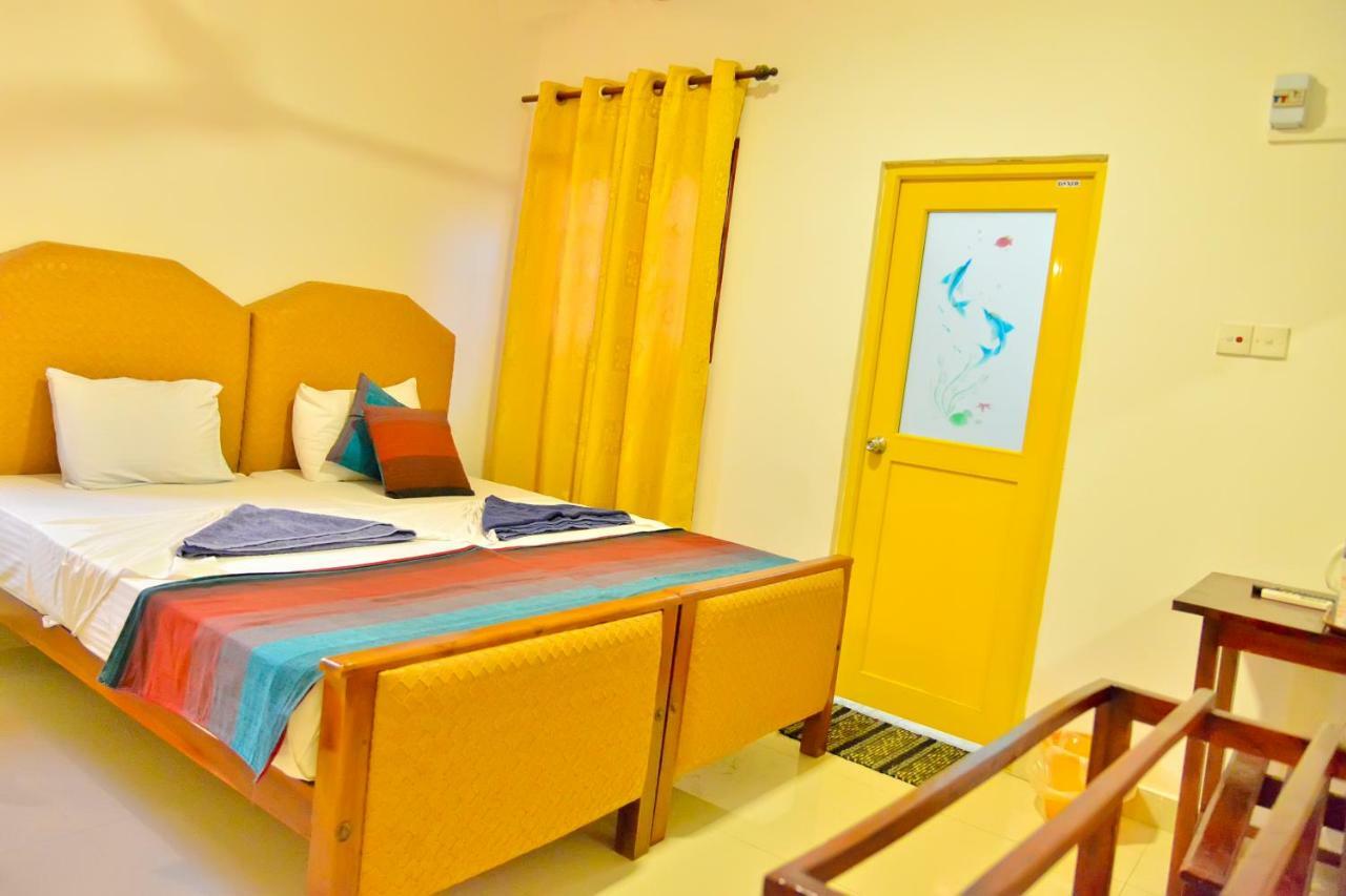 Thilaka City Hotel Anuradhapura Zewnętrze zdjęcie