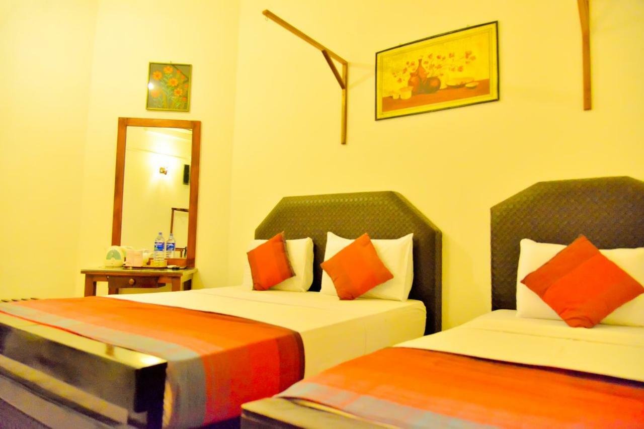 Thilaka City Hotel Anuradhapura Zewnętrze zdjęcie