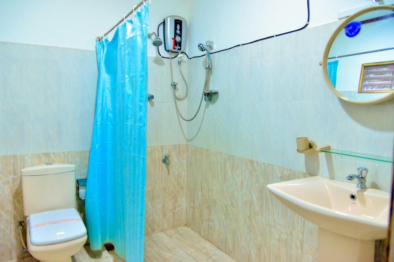Thilaka City Hotel Anuradhapura Zewnętrze zdjęcie